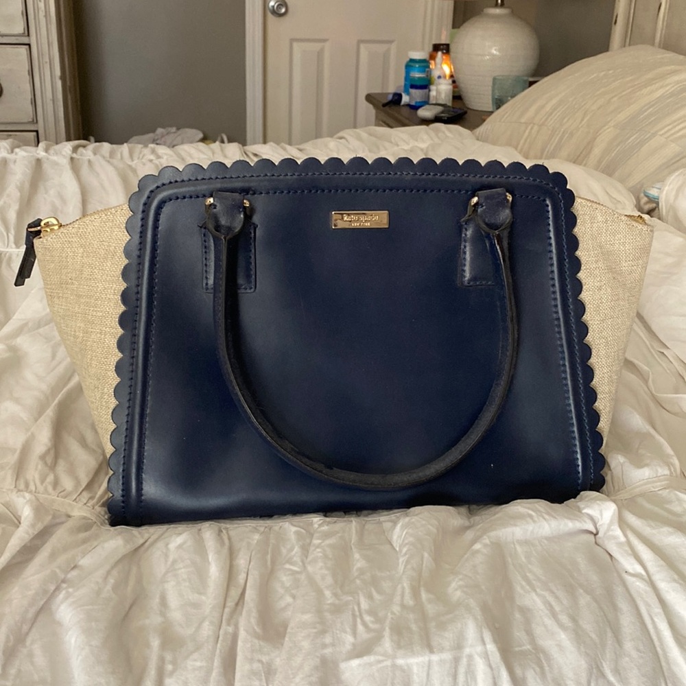 Scalloped navy and burlap Kate spade handbag - very gently used!